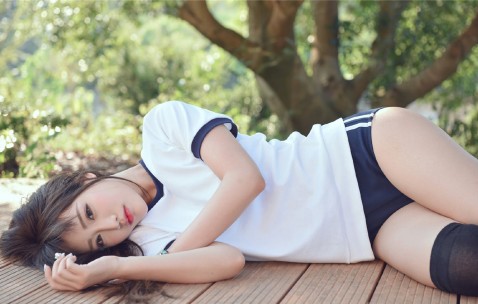 新生儿成长里程碑，身高、体重、头围和胸围标准表解析